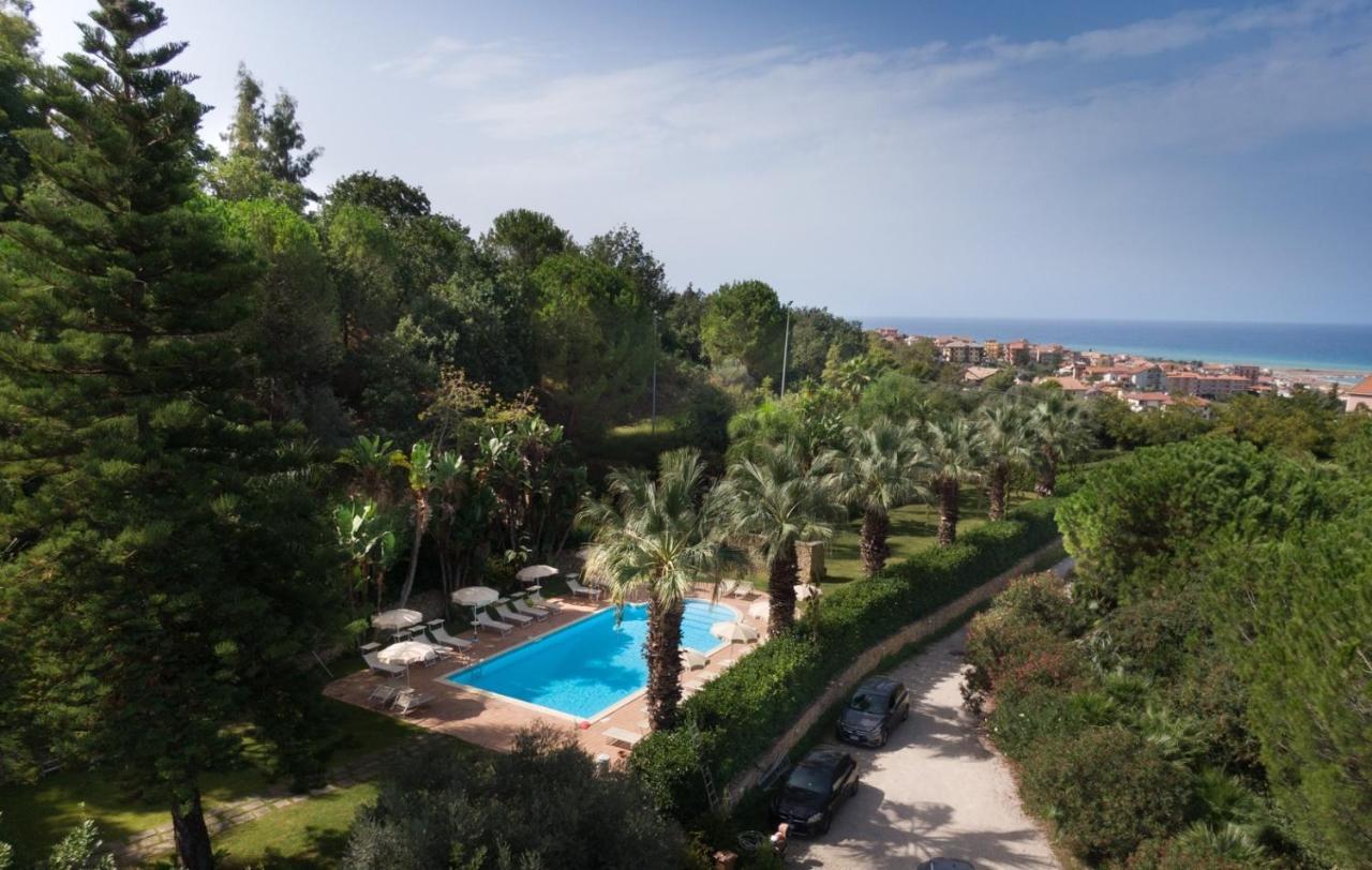 Agriturismo Villa Luca Sant'Agata di Militello Exterior photo
